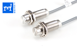 M18標(biāo)準(zhǔn)出線式金屬感應(yīng)面接近開(kāi)關(guān)